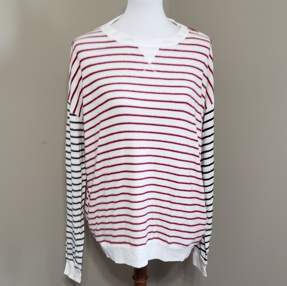 Striped contrast sleeves sweater
